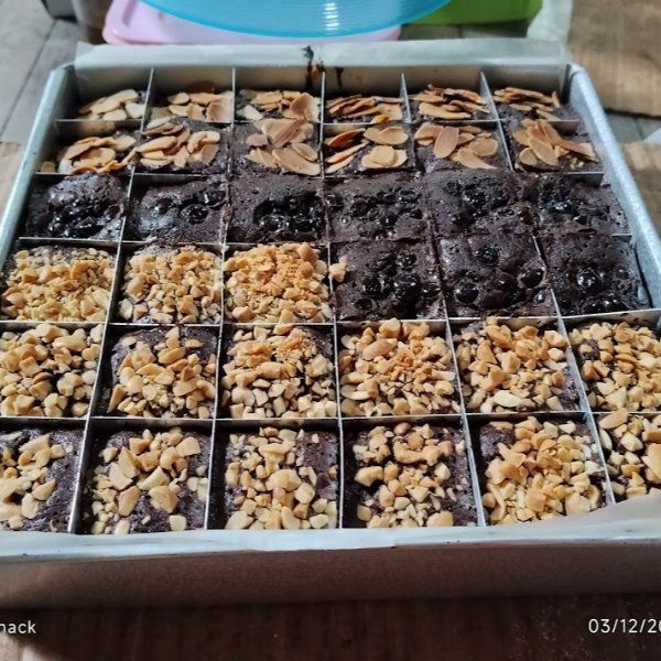 Brownis